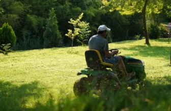 How Do You Achieve a Lush, Green Lawn?